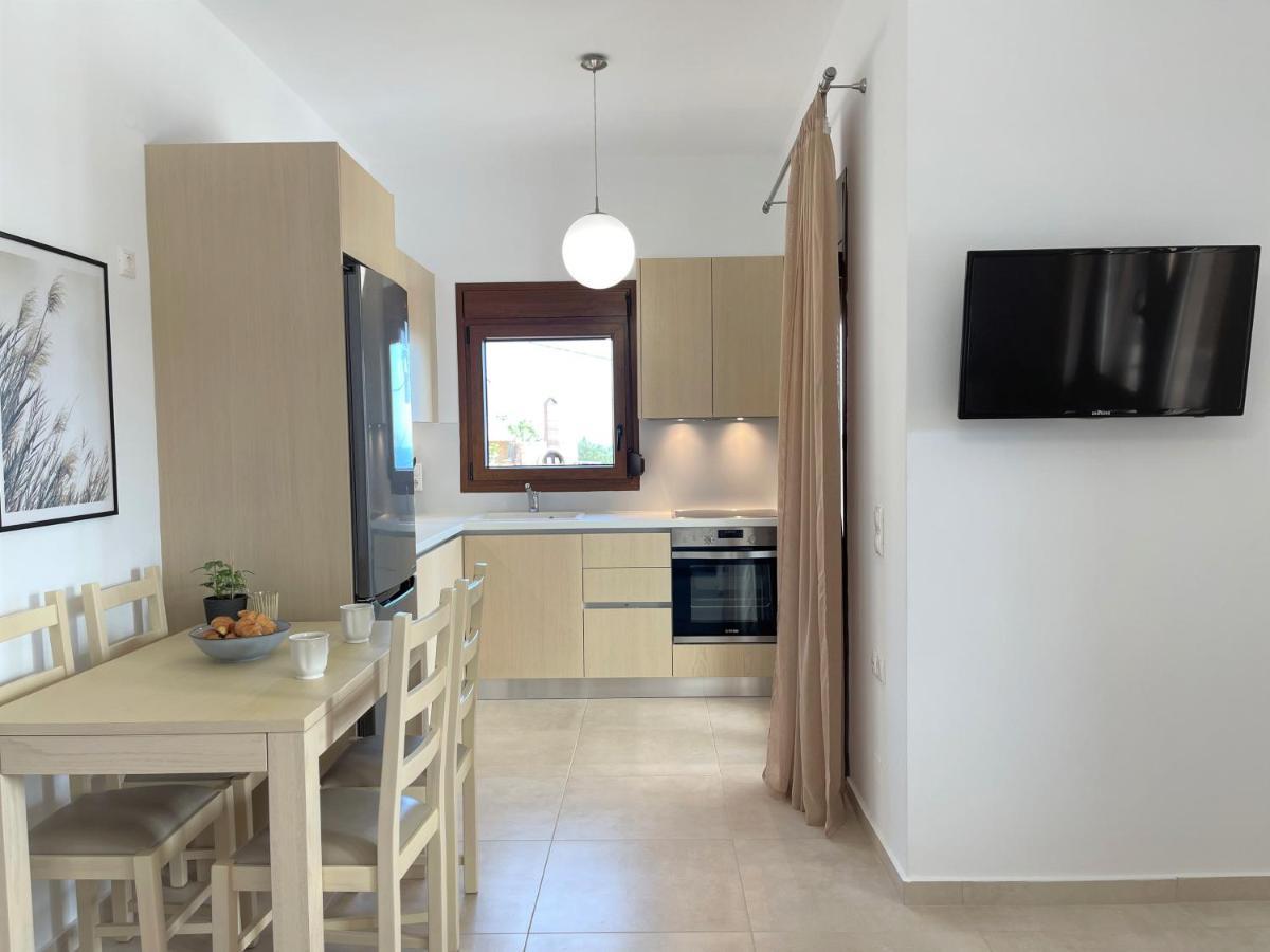 Blue Coast - Seaside Apartment كيراتوكامبوس المظهر الخارجي الصورة